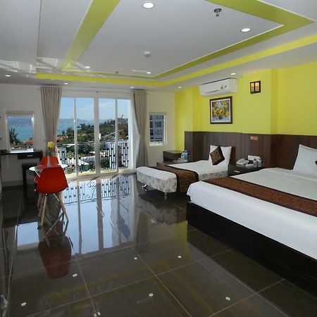 Melyna Hotel Nha Trang Buitenkant foto