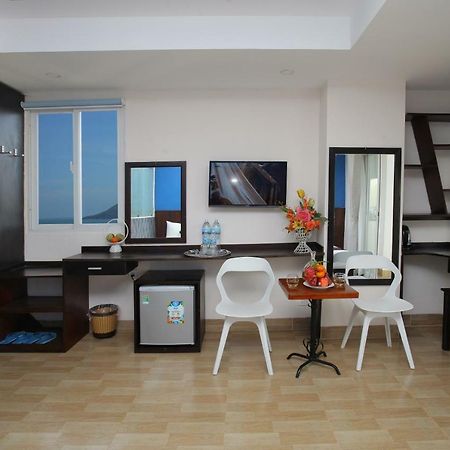 Melyna Hotel Nha Trang Buitenkant foto