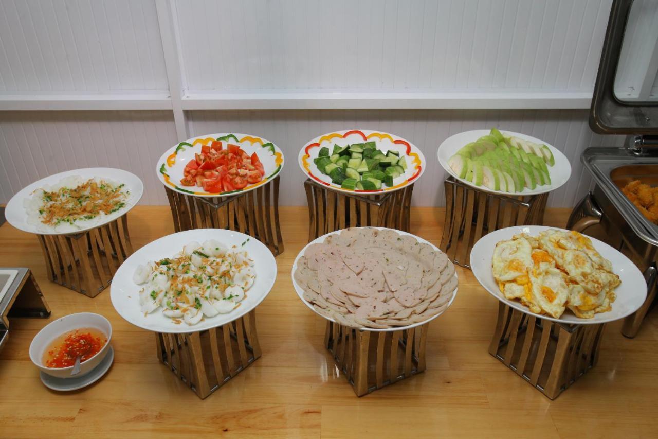 Melyna Hotel Nha Trang Buitenkant foto