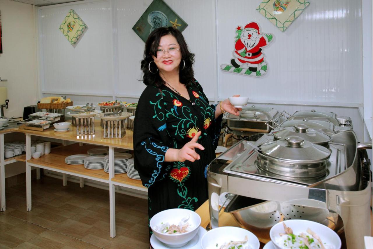 Melyna Hotel Nha Trang Buitenkant foto