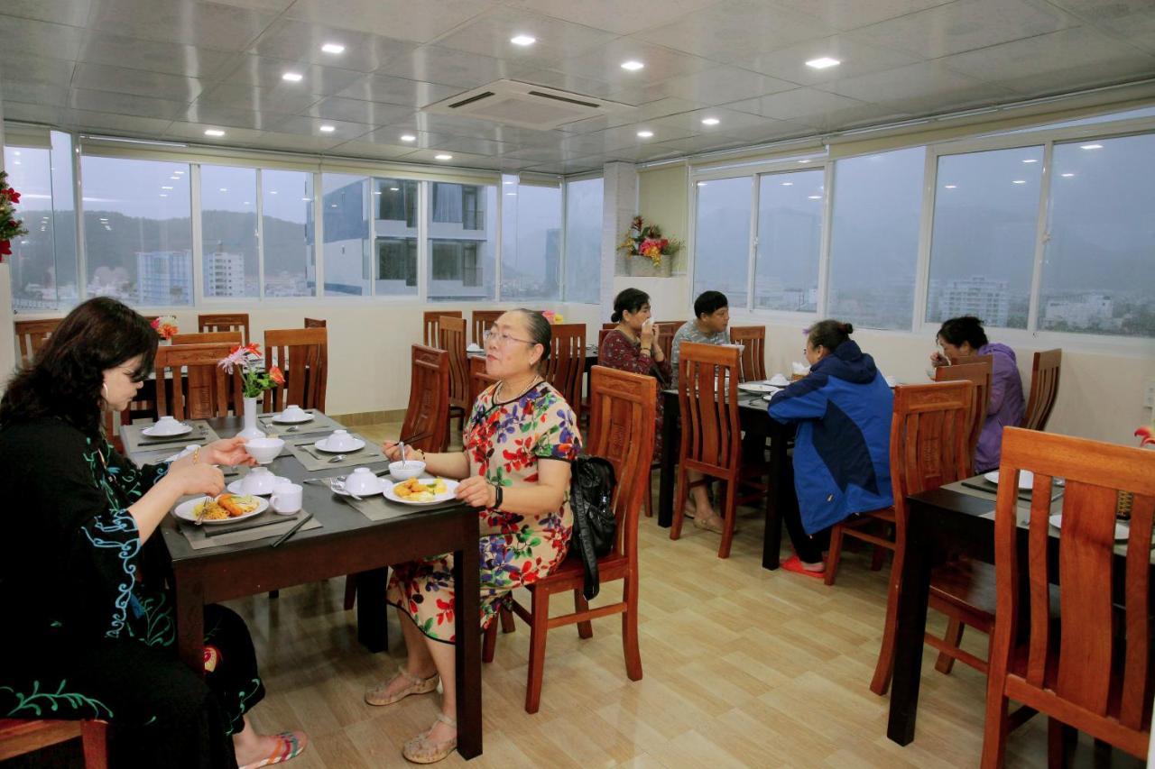 Melyna Hotel Nha Trang Buitenkant foto