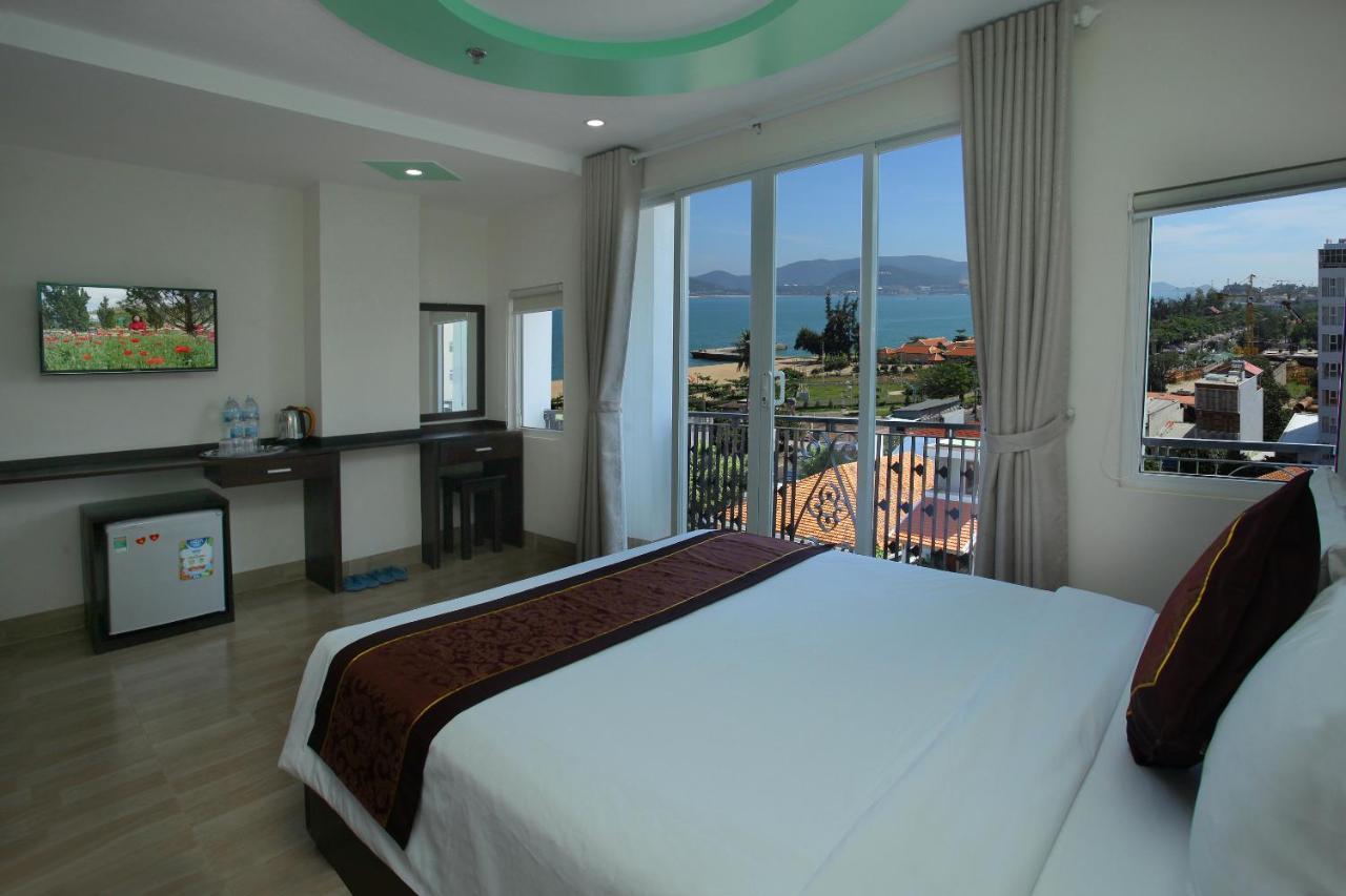 Melyna Hotel Nha Trang Buitenkant foto