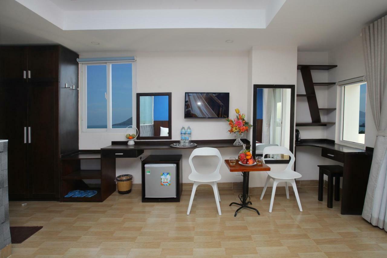 Melyna Hotel Nha Trang Buitenkant foto