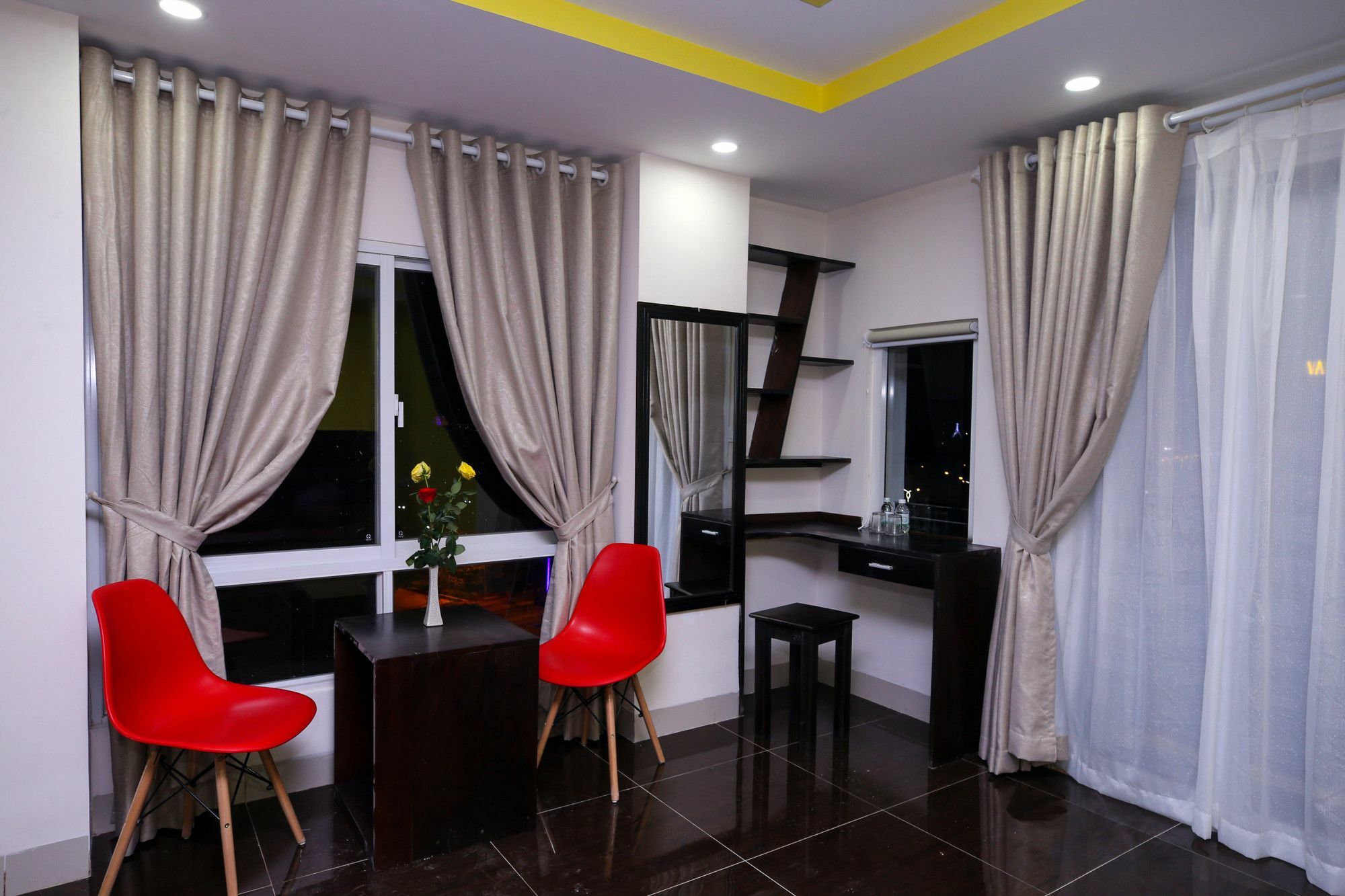 Melyna Hotel Nha Trang Buitenkant foto